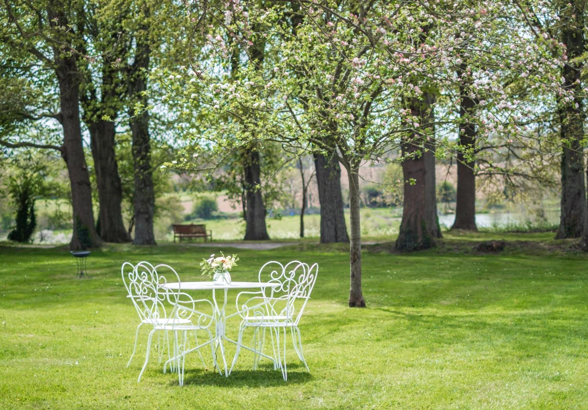 Domaine De Houtteville - Gites - Omaha Beach Normandy Surrain Экстерьер фото